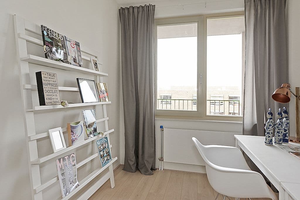 Thumbnail 12