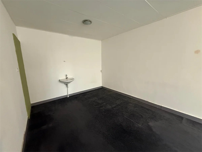 room in Rotterdam