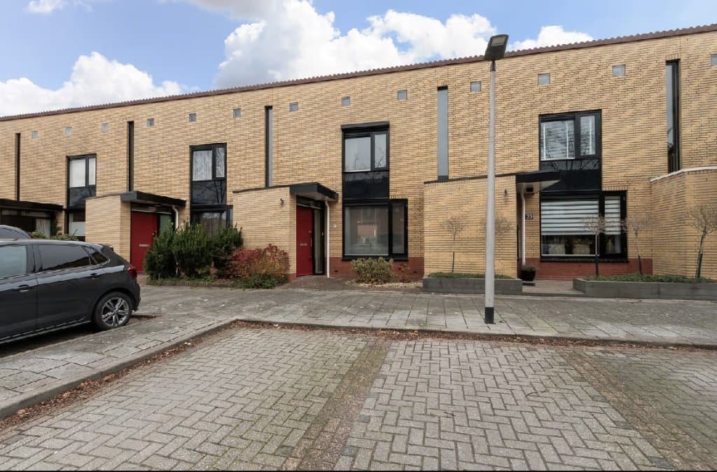 house in Hendrik-Ido-Ambacht